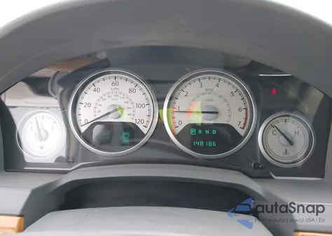 2010 Chrysler Town & Country Limited from USA, damaged, VIN 2A4RR6DX3AR240894